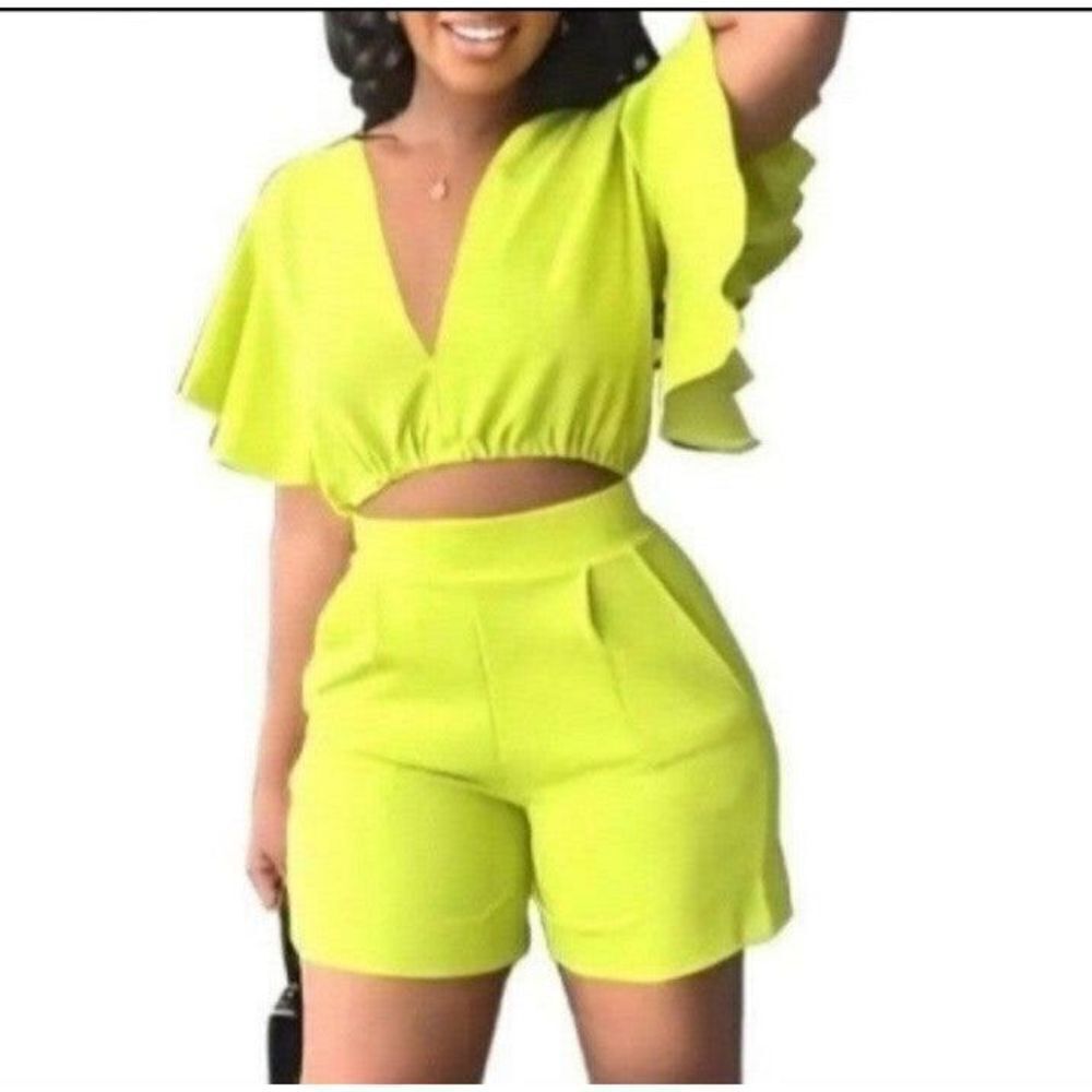 Ladies Flutter Sleeve Crop Top & High Waist Shorts Outfit sz XXL
